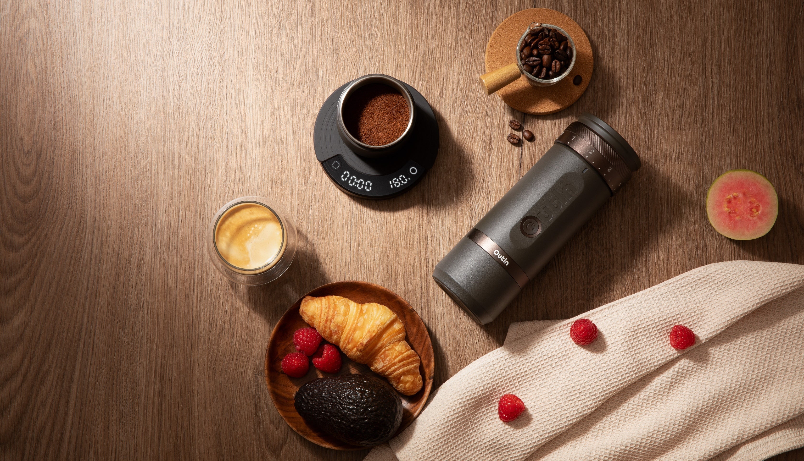 Outin Nano Tragbare Espressomaschine (Space Grau)