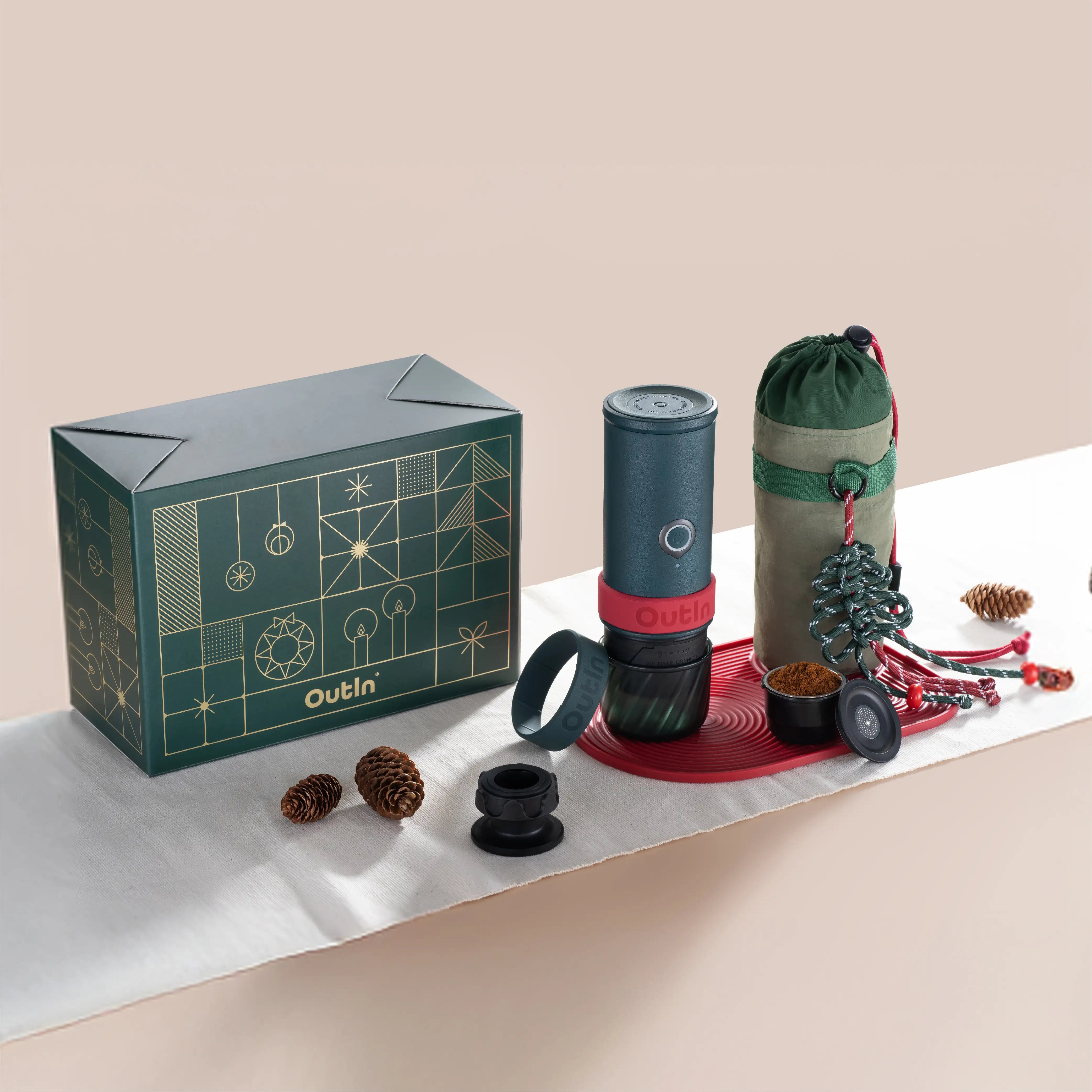 OutIn Mino 2025 Weihnachts-Geschenkset (Vorbestellung)